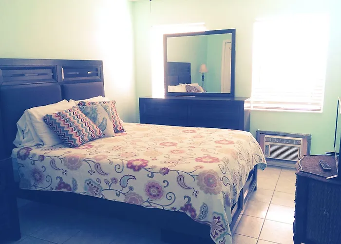 Resort Royal North Clearwater Beach
